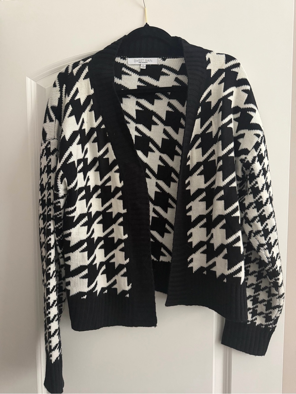 LRG - Black and White Houndstooth Open Cardigan Sweater